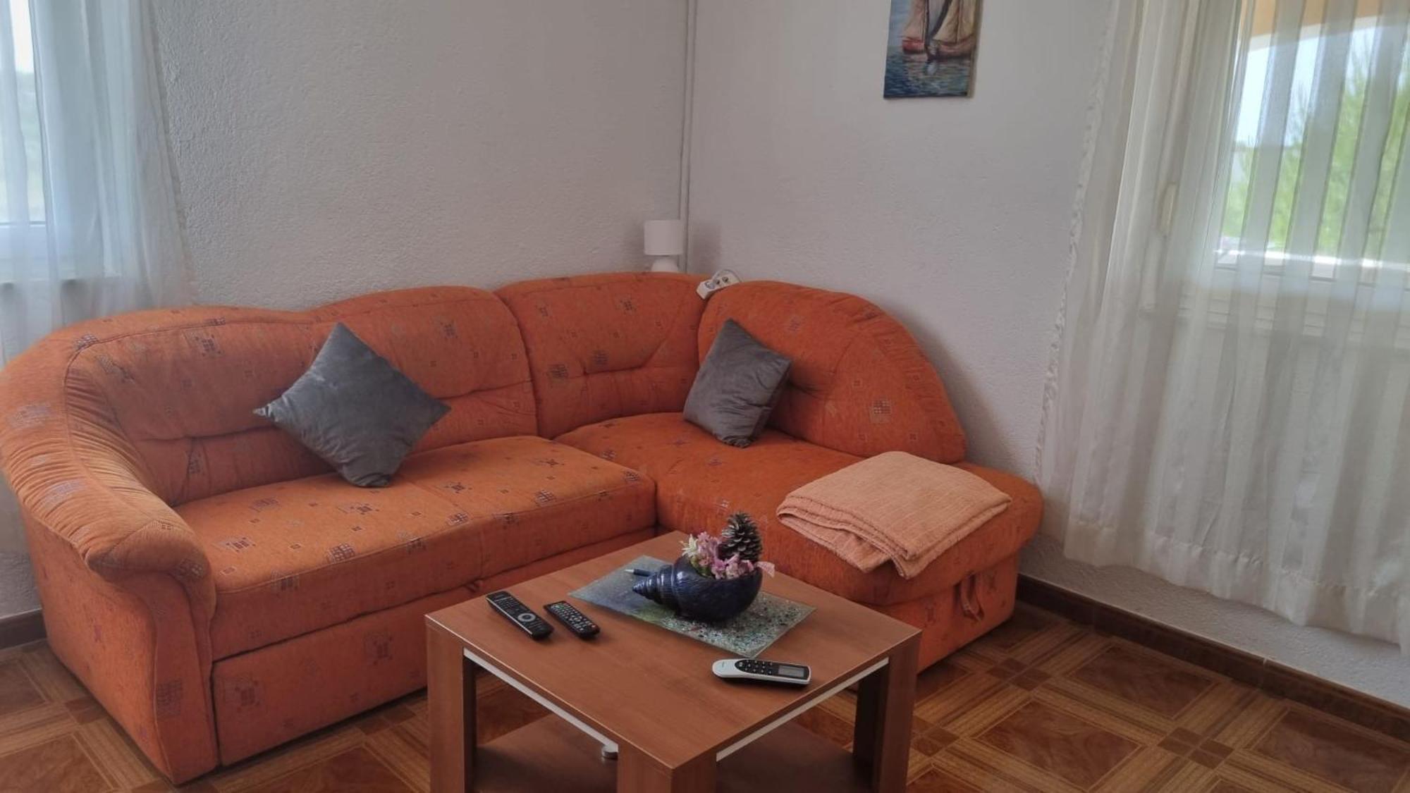 Apartmani Anna วีร์ ภายนอก รูปภาพ